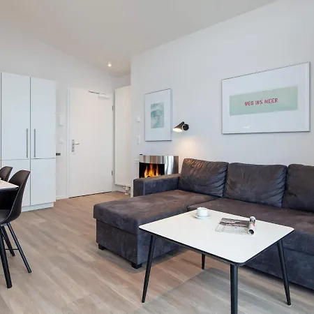 4 Person In Apartment Wendtorf